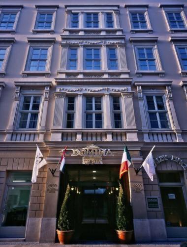 Domina Inn Fiesta - Budapest Exterior foto