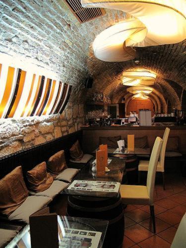 Domina Inn Fiesta - Budapest Exterior foto
